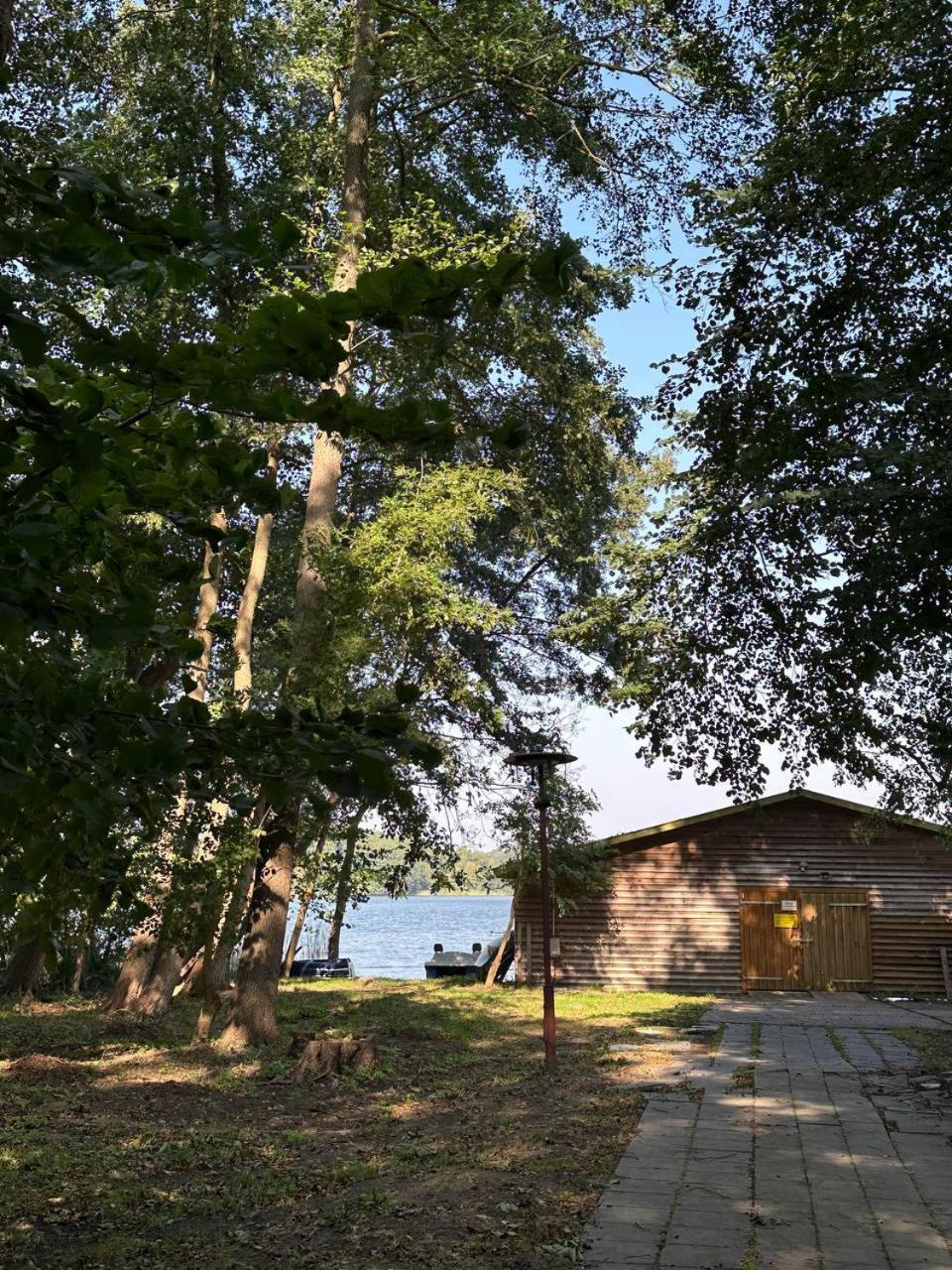 Paradiesufer Am See Milmersdorf Buitenkant foto